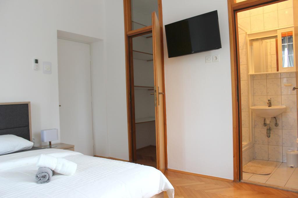 Apartment & Room'S Anni Zadar Luaran gambar