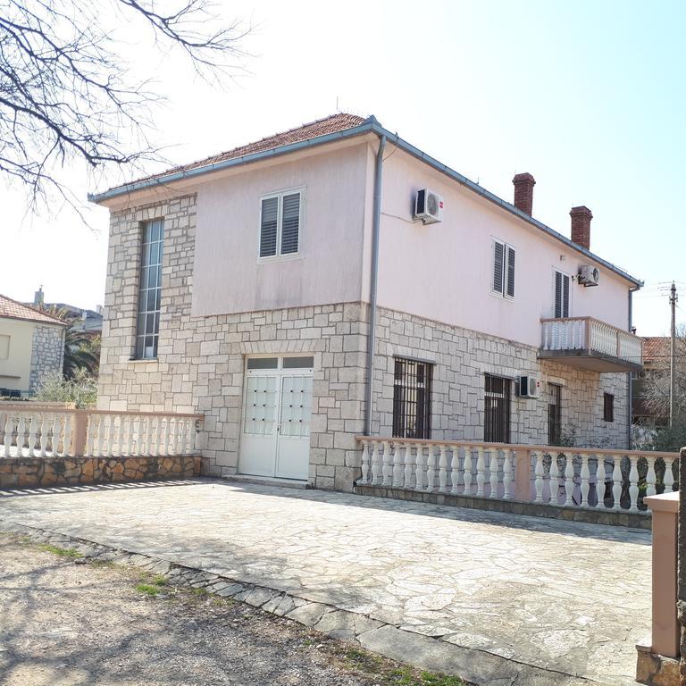 Apartment & Room'S Anni Zadar Luaran gambar