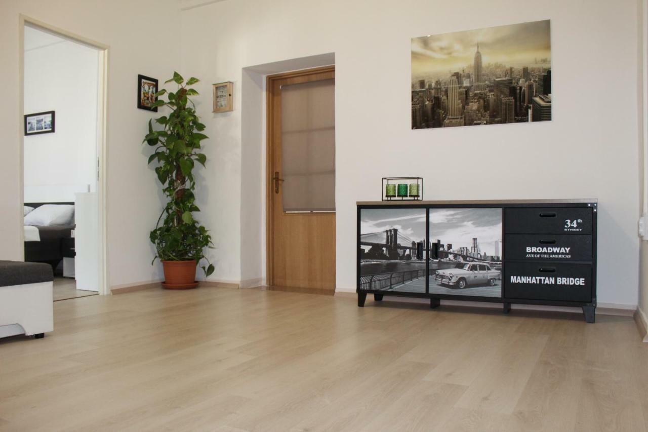Apartment & Room'S Anni Zadar Luaran gambar
